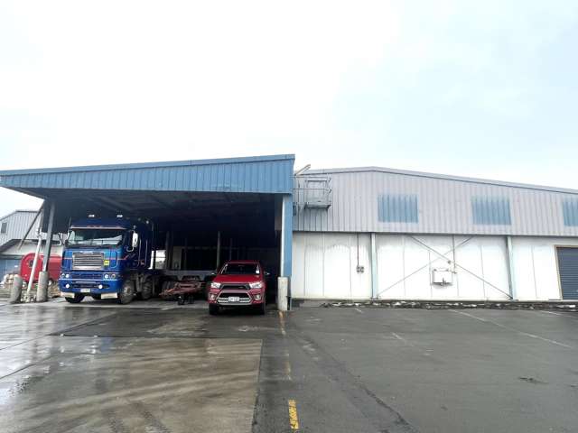 Standout warehouse in Te Horo