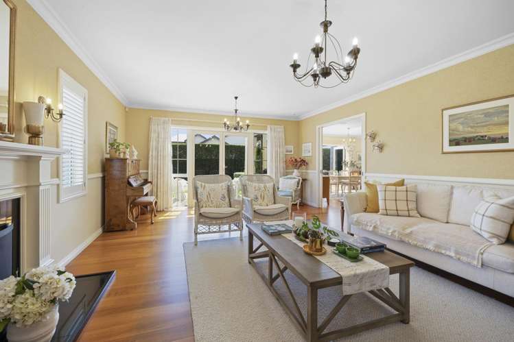 8B Sampson Avenue Waiwhakaiho_16