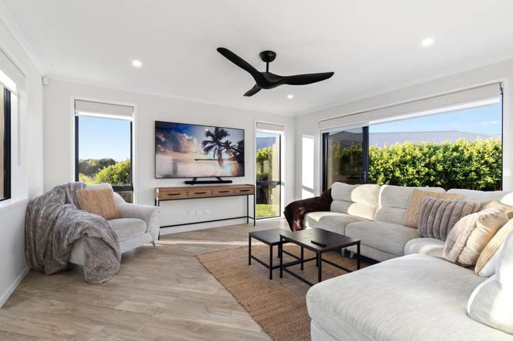 14 Catherine Mclean Road Pukekohe_9