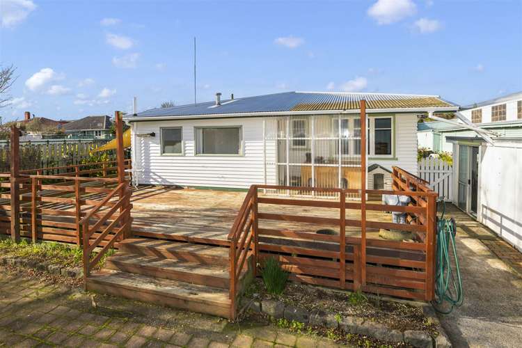 18 Coronation Street Paeroa_16