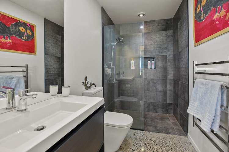 68 Marshmeadow Road Newstead_18