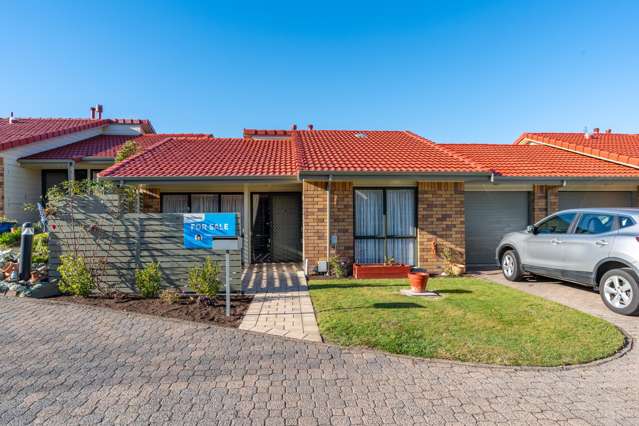 5 Ashford Mews Flagstaff_1