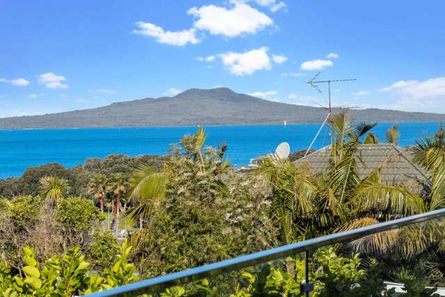 13 Seaview Road Castor Bay_2