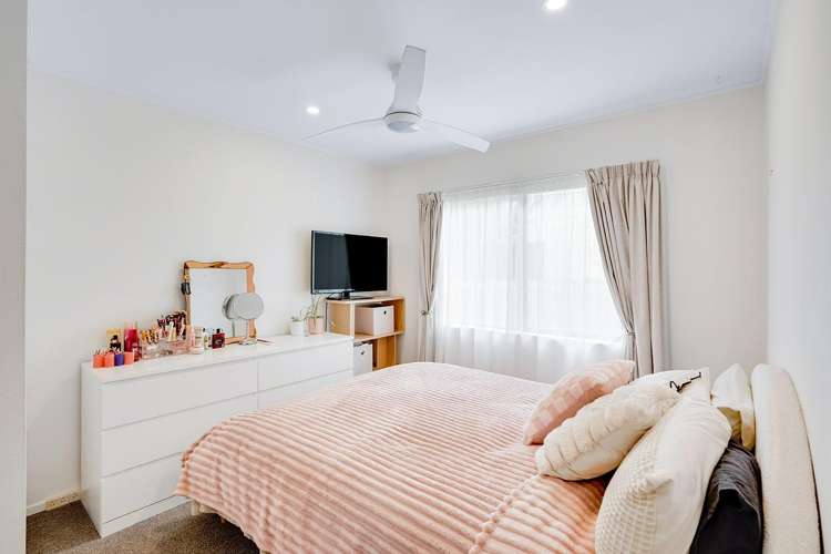 48 Raymond Street 1062_11