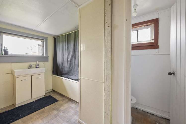 1 Wood Street Kakaramea_19