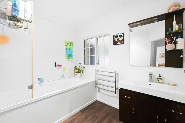 38 Cherrywood Street Pukete_14