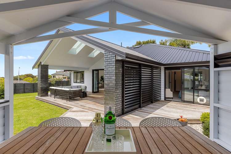 4 Grovenor Drive Orewa_4