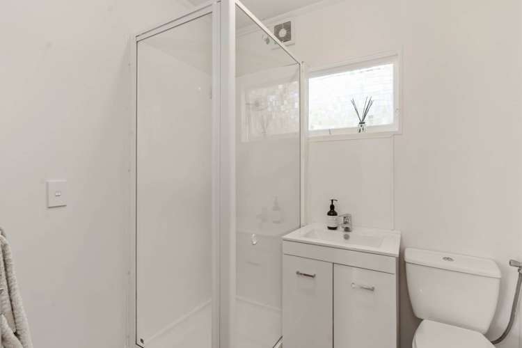 1/5 Cambria Road Devonport_15