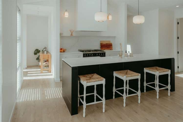 58 Les Wakefield Road_3