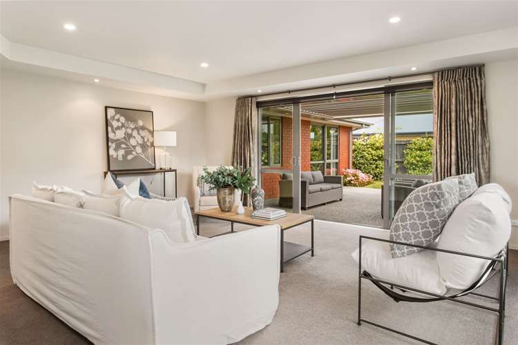 21 Somerville Crescent Aidanfield_5