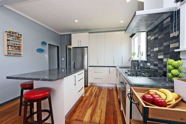 906b Copeland Road Akina_6