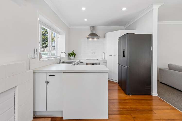 1/26 Queen Street Papakura_6