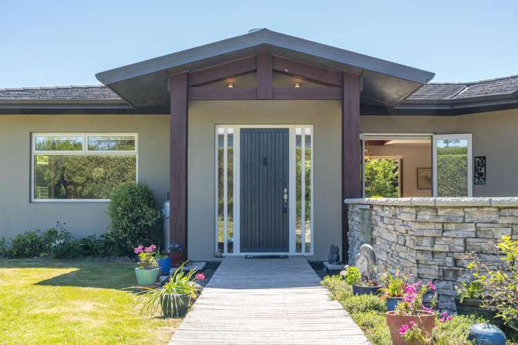 2/154 Mapara Road Acacia Bay_9