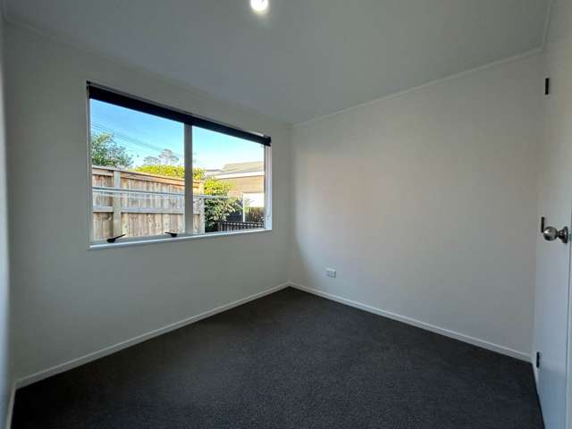 2/285 Vipond Road Stanmore Bay_3