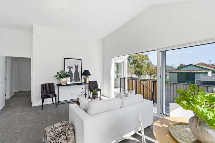 69a and 69b Smith Street Woolston_11