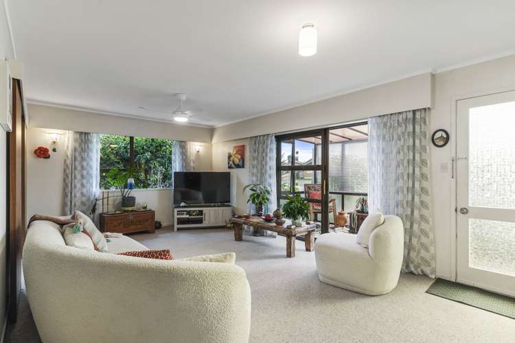 2/77 Stanniland Street Sunnyhills_7