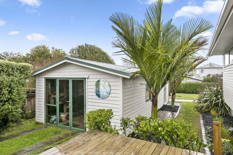 6 Ward Crescent Te Atatu Peninsula_17