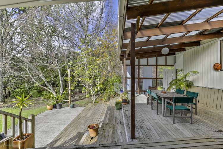 48 Clayburn Road Glen Eden_16