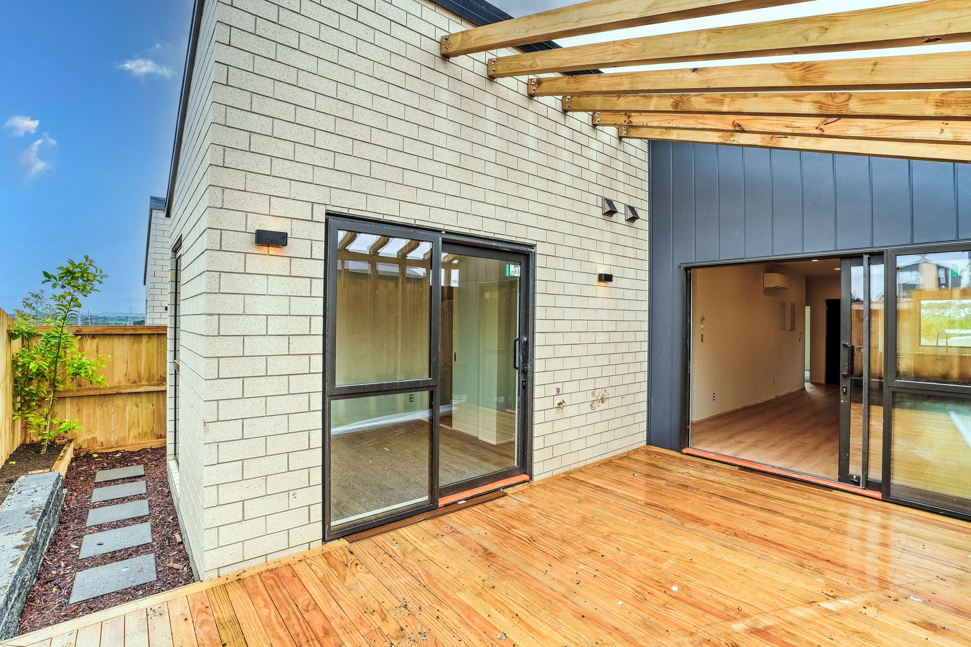 9 Paretao Street Massey_0