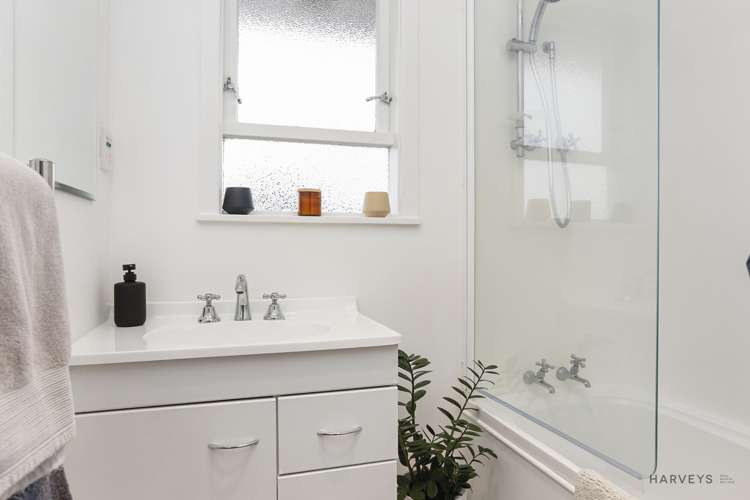 18 Hilling Street Titirangi_12