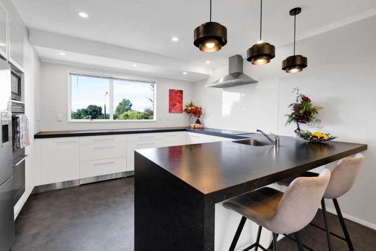 1 Cabot Place Frankleigh Park_10