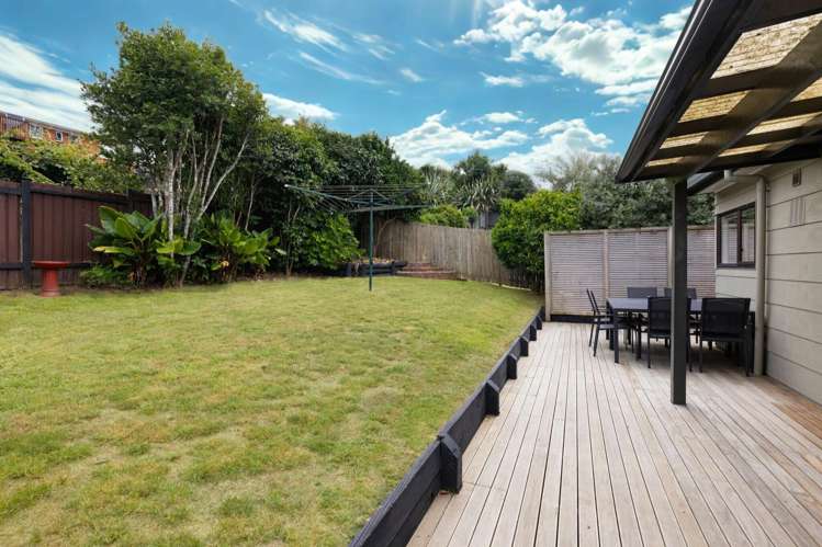 29 Glendale Drive Dinsdale_16