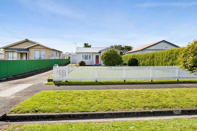 12 Burns Street Hawera_2