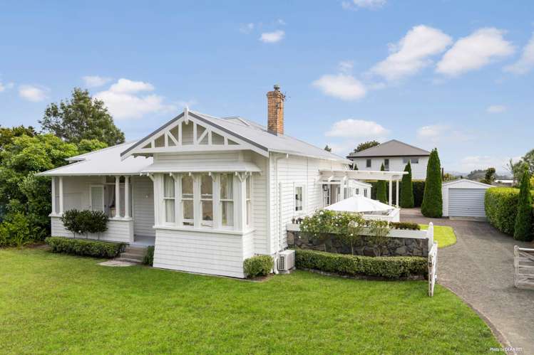 68 Sandspit Road Waiuku_14