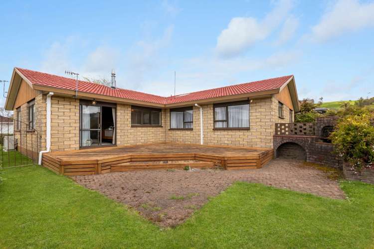 10 Hodgkins Street Pukehangi_11