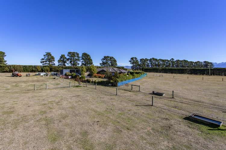 1498 Thongcaster Road Oxford_18