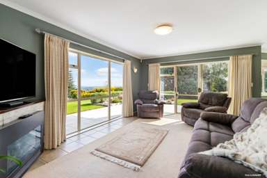 294 Razorback Road_2