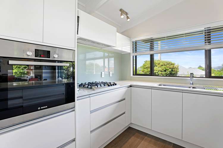 2/14 Mere Road Taupo_10