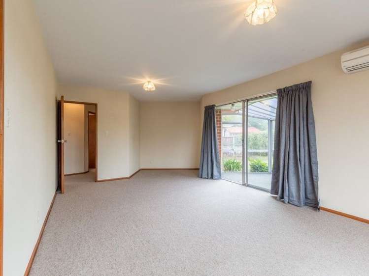 93 Denise Crescent Hornby_4