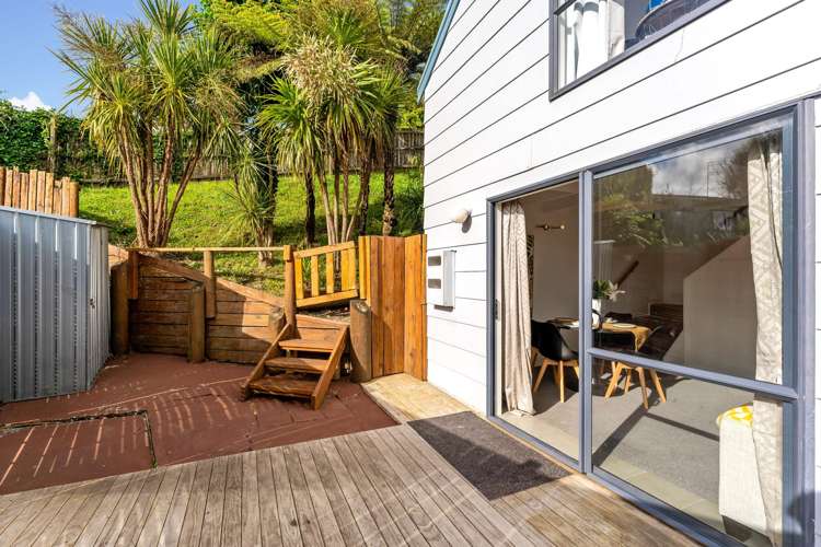 1/147 Spinella Drive Bayview_16