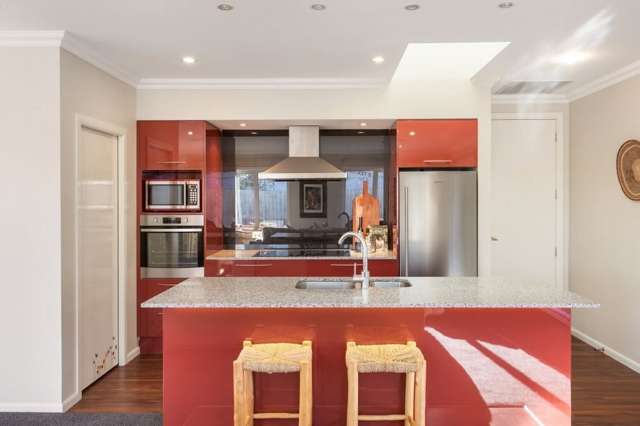 17 Walnut Avenue Strowan_2