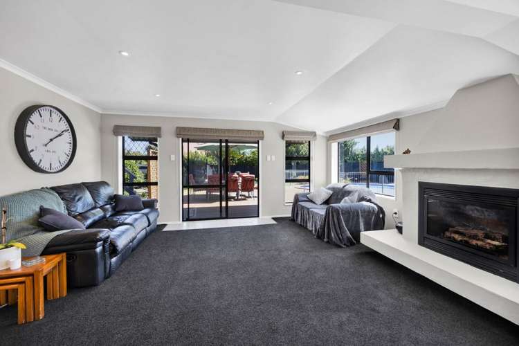 9 County Drive Hawera_8