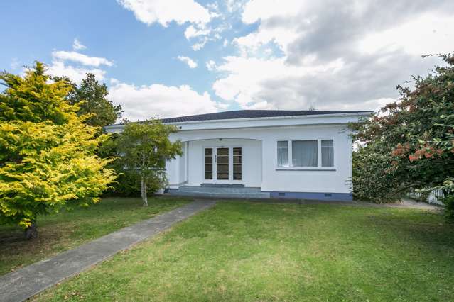 57 Riverbend Road Onekawa_1