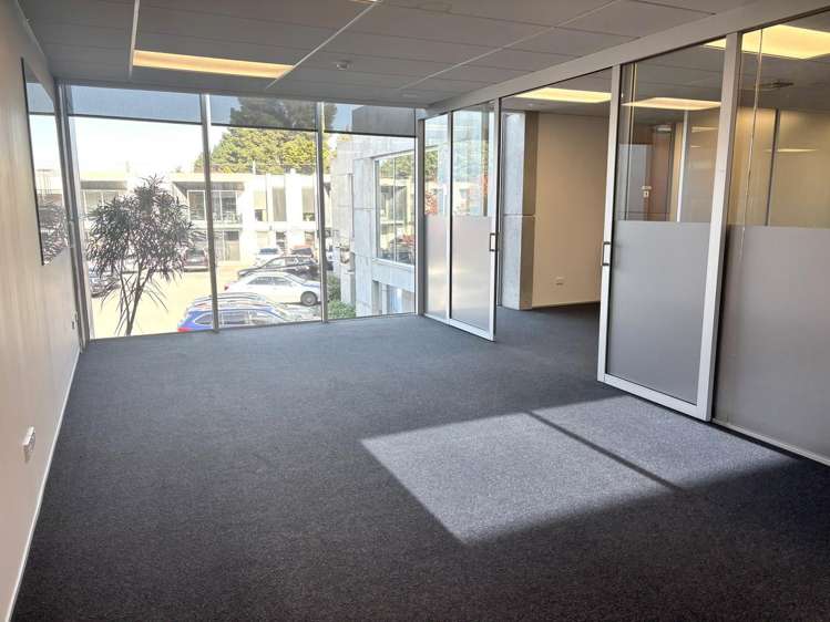 7/9 Sir Gil Simpson Drive Burnside_4