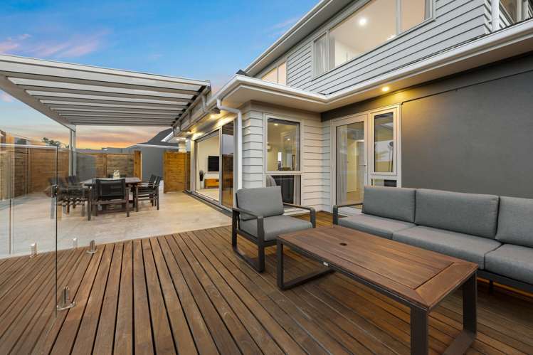8 Rachael Place Farm Cove_16