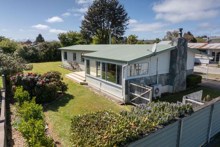 18 Pompolona Street Te Anau_31