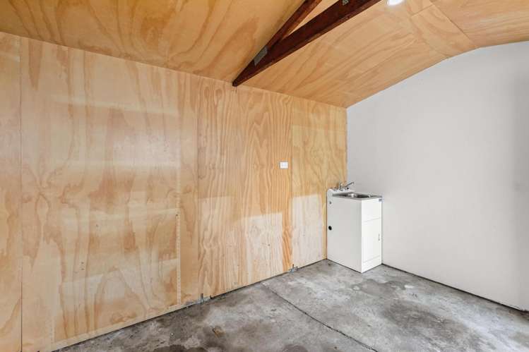 18 School Road Te Hapara_19