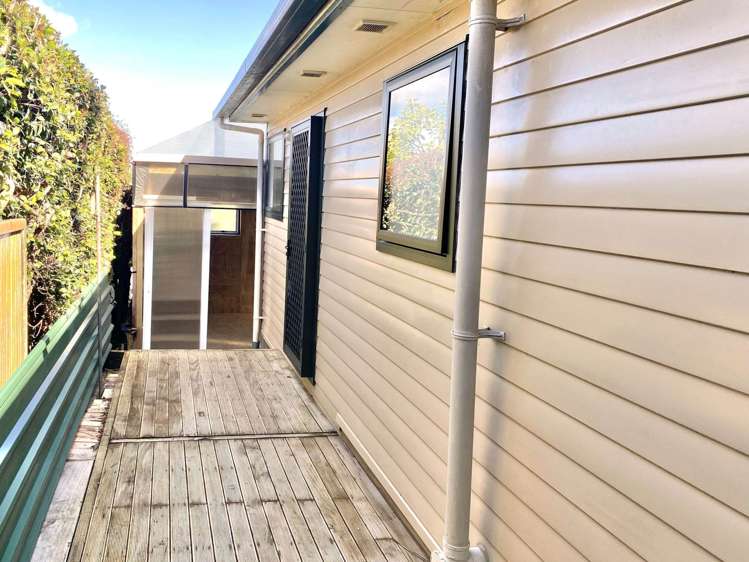 17A Pitlochry Place Highland Park_7