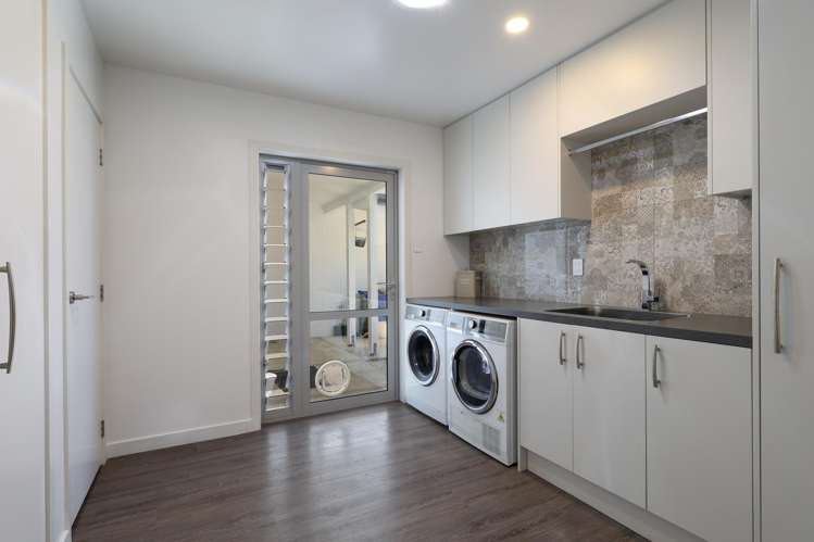 10 Highfield Grove Richmond_17