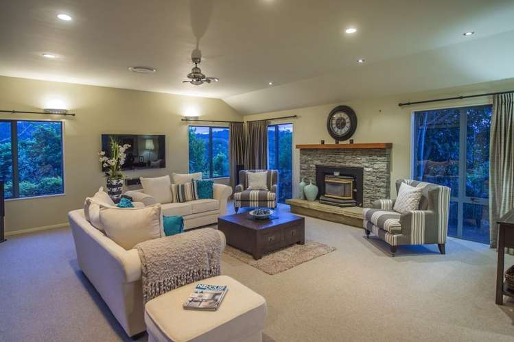 398 State Highway 1 Otaika_3