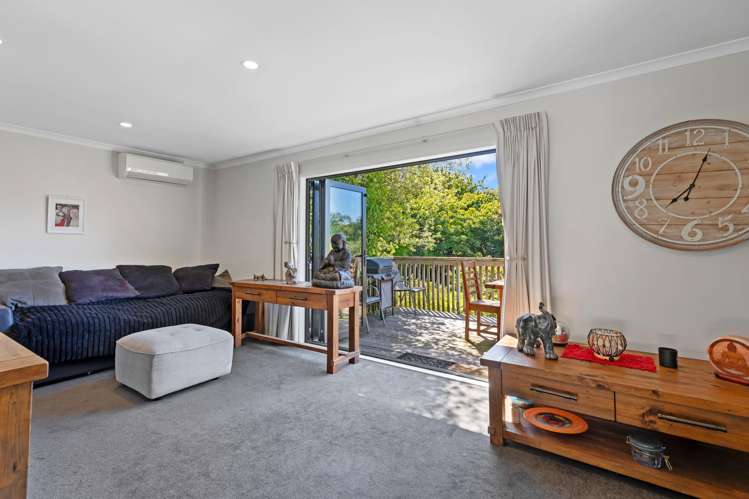 25 Gunbar Drive Welcome Bay_34