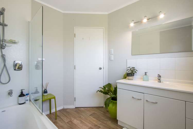 8 Pickett Place Waihi_13