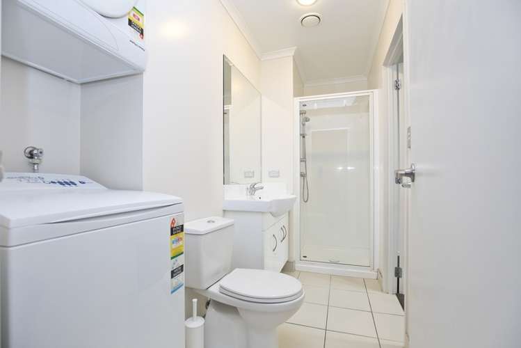 B713/176 Broadway Newmarket_8