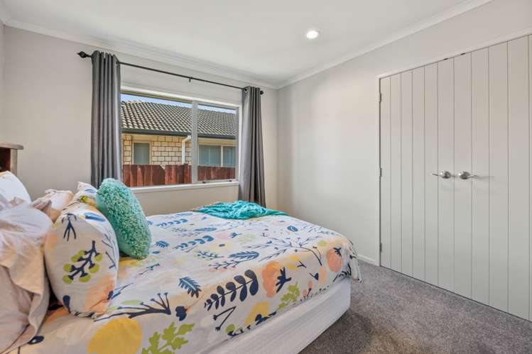 94 Basley Road Owhata_11