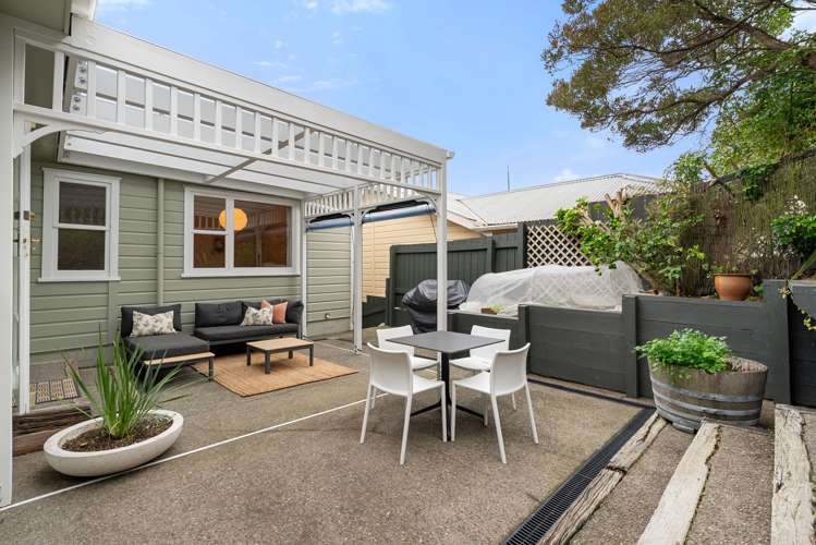 71 Severn Street Island Bay_19