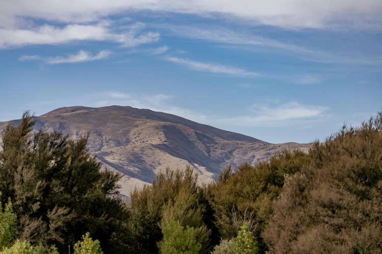 242 Pukerangi Drive Wanaka Surrounds_10